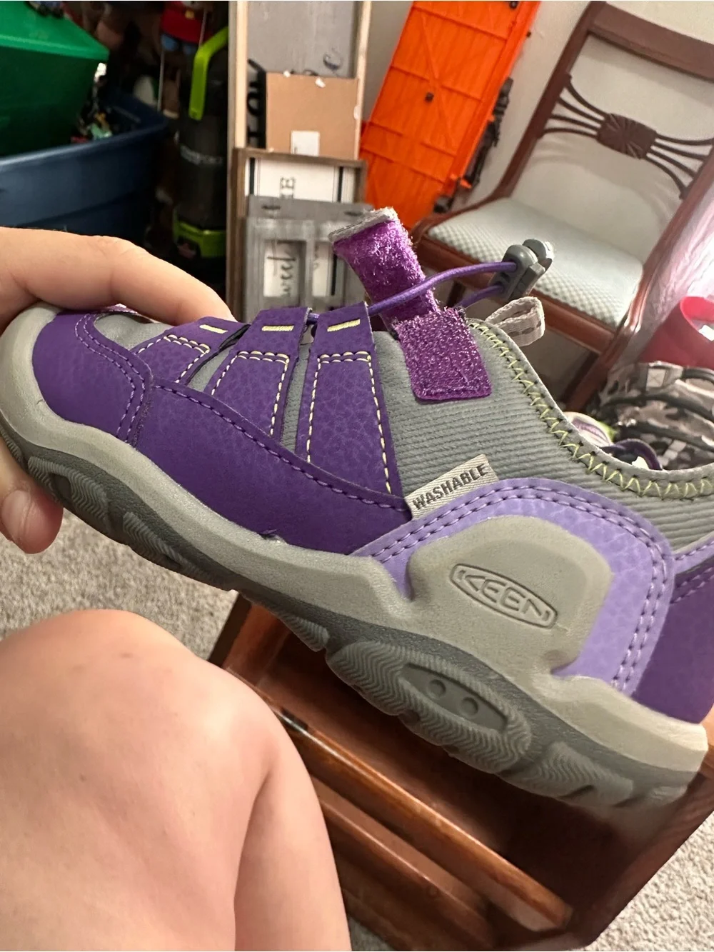 Toddler girl outdoor keen shoes
